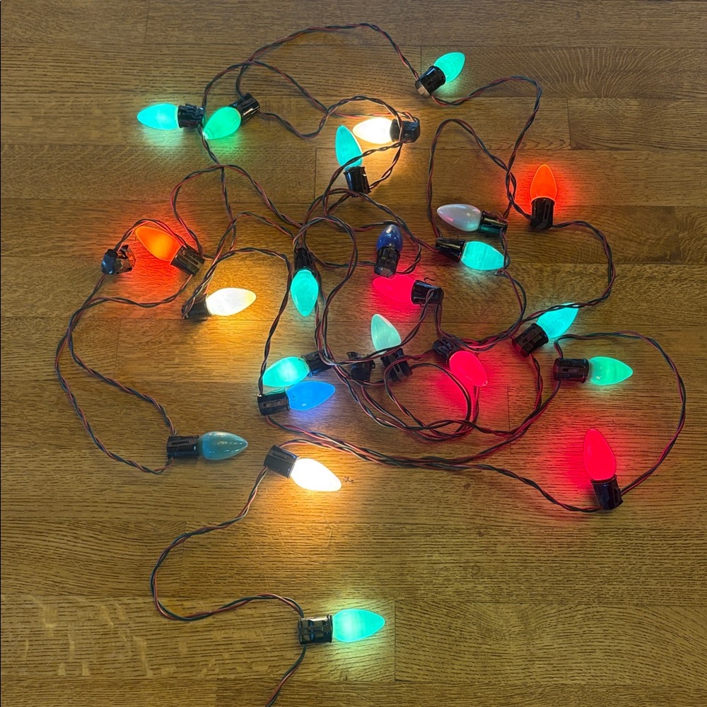 Vintage 50s-60s Christmas Multicolor 25 Light Strand Size C9